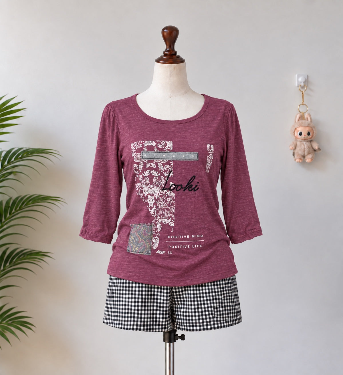 Burgundy Graphic Three Quarter Sleeve Top - N-13