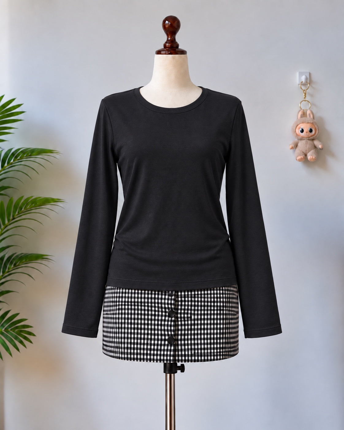 Black Crew Neck Long Sleeve Top - N-23