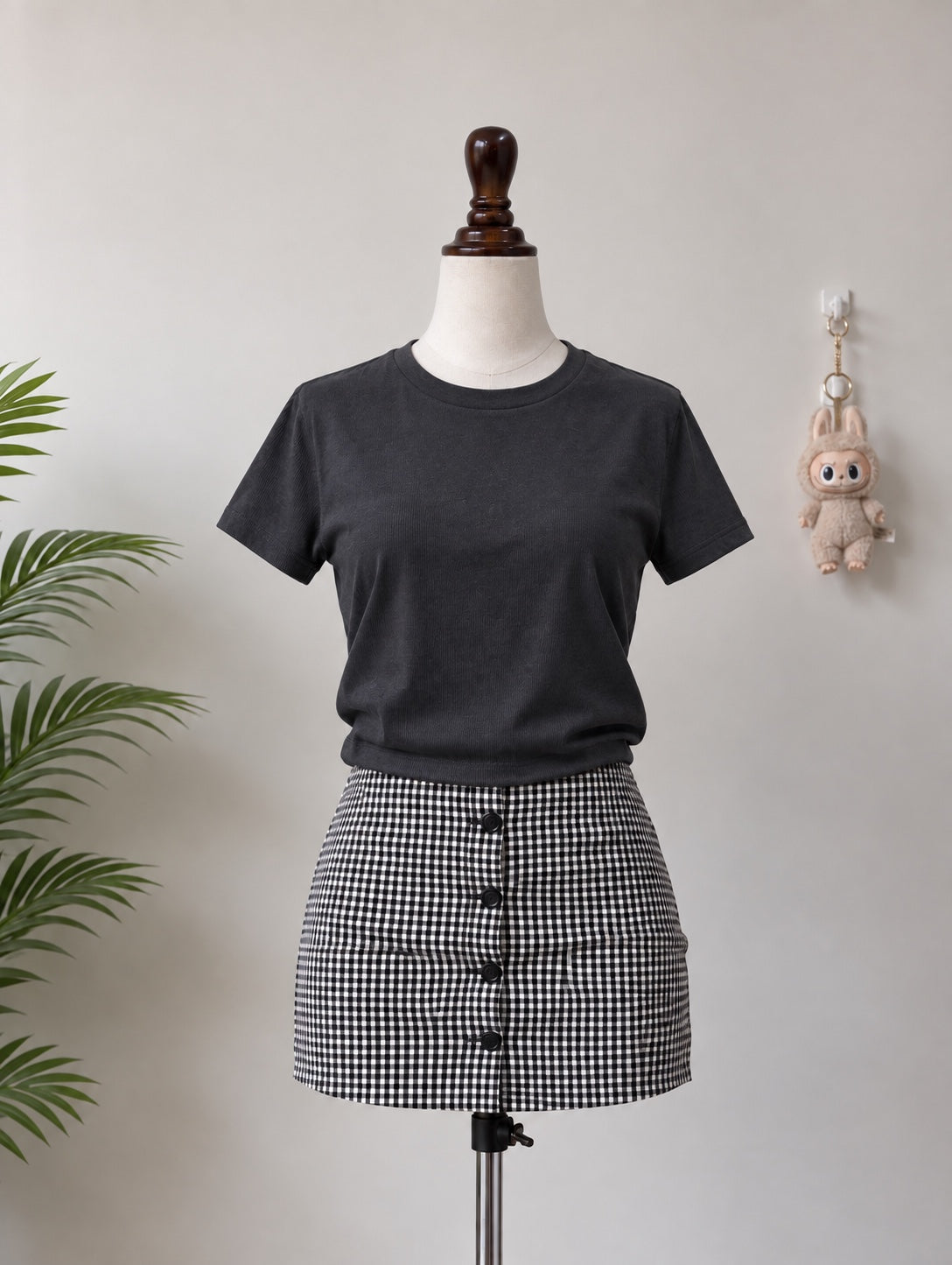 Black Basic T-Shirt