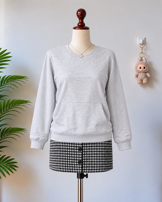 Light grey pocket sweatshirt