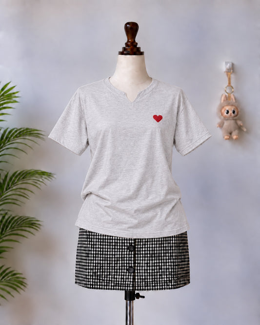 Heather Grey Red Heart T-Shirt - M-98