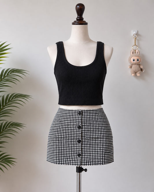 Black Ribbed Crop Tank Top