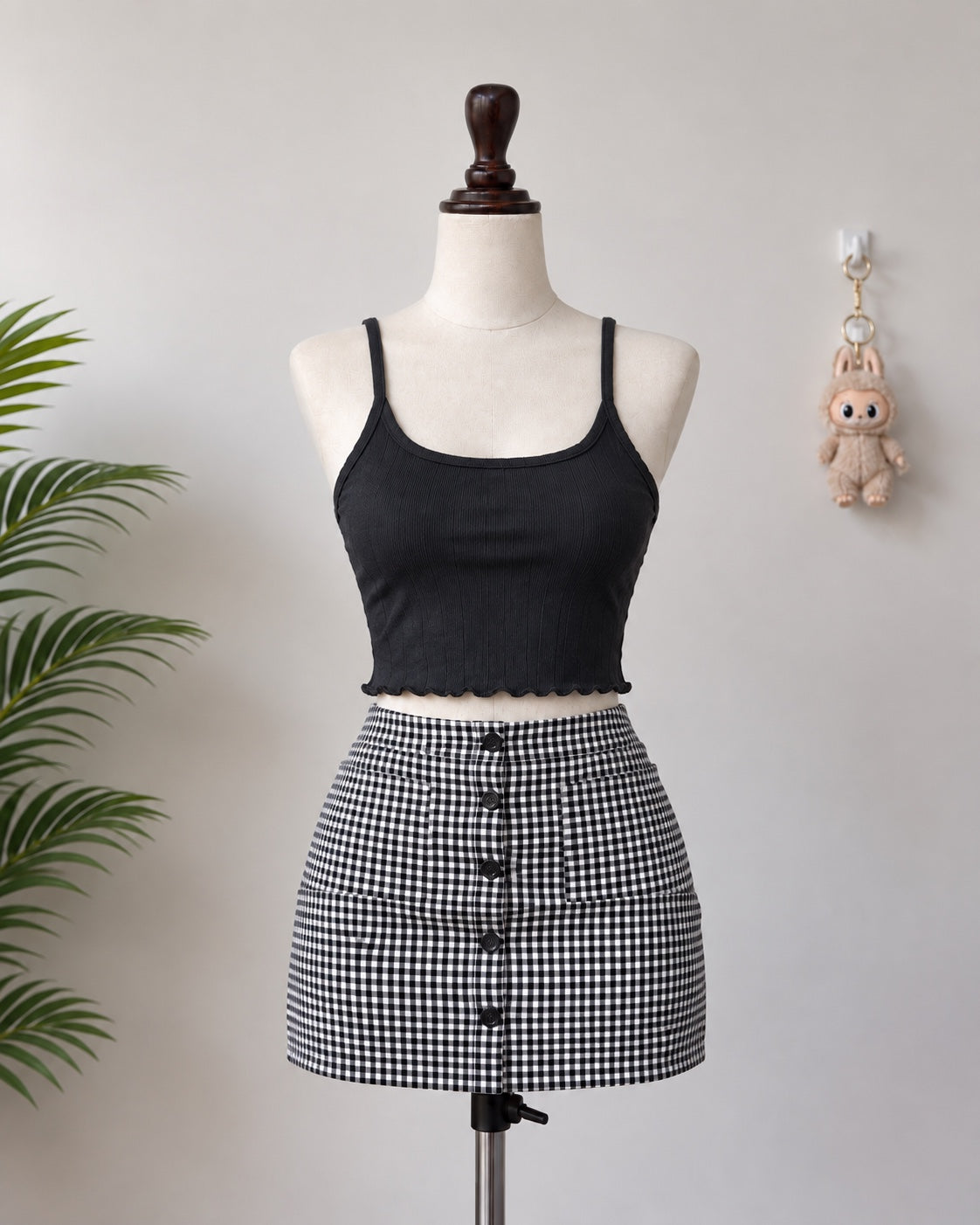 Black Ribbed Cami Crop Top