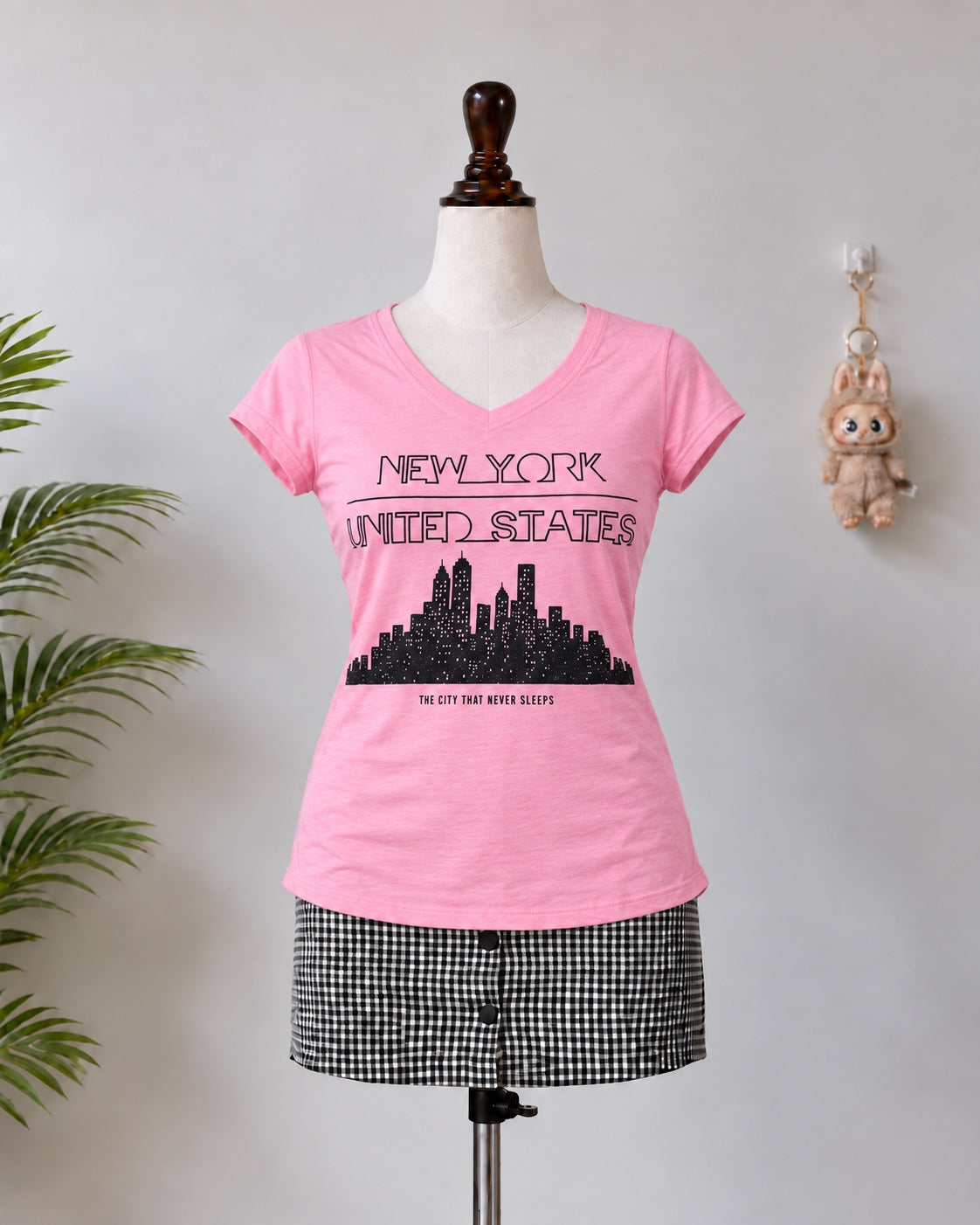 Pink New York Graphic V-Neck T-Shirt - N-8