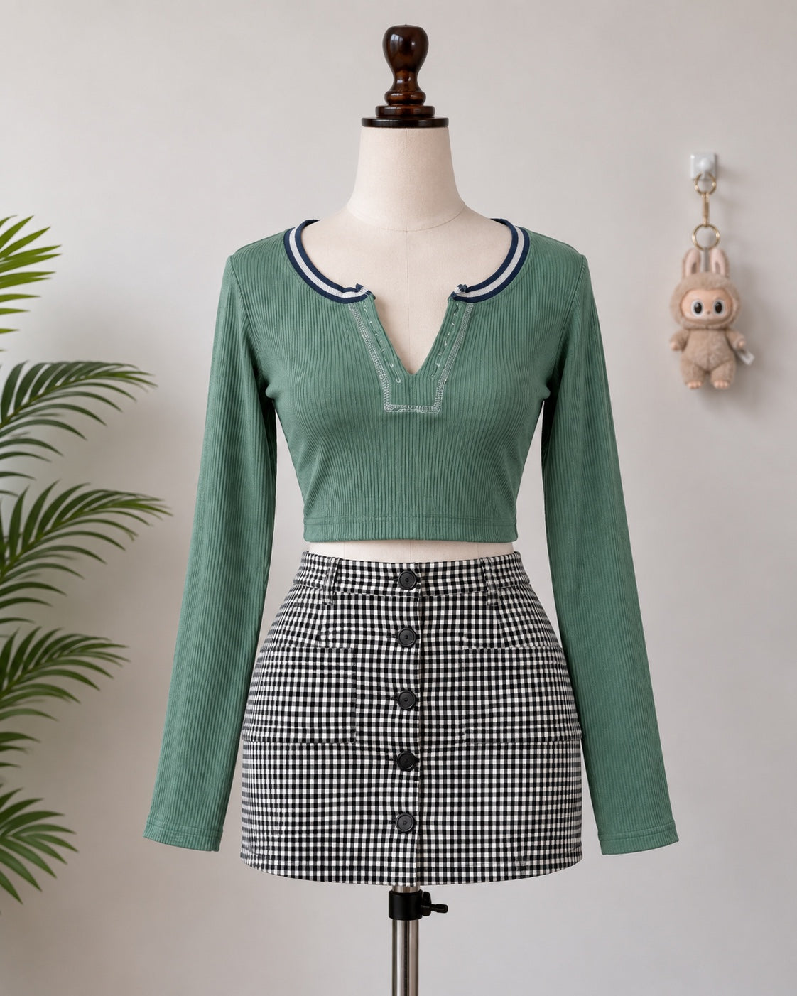 Green Long Sleeve Crop Top N-89