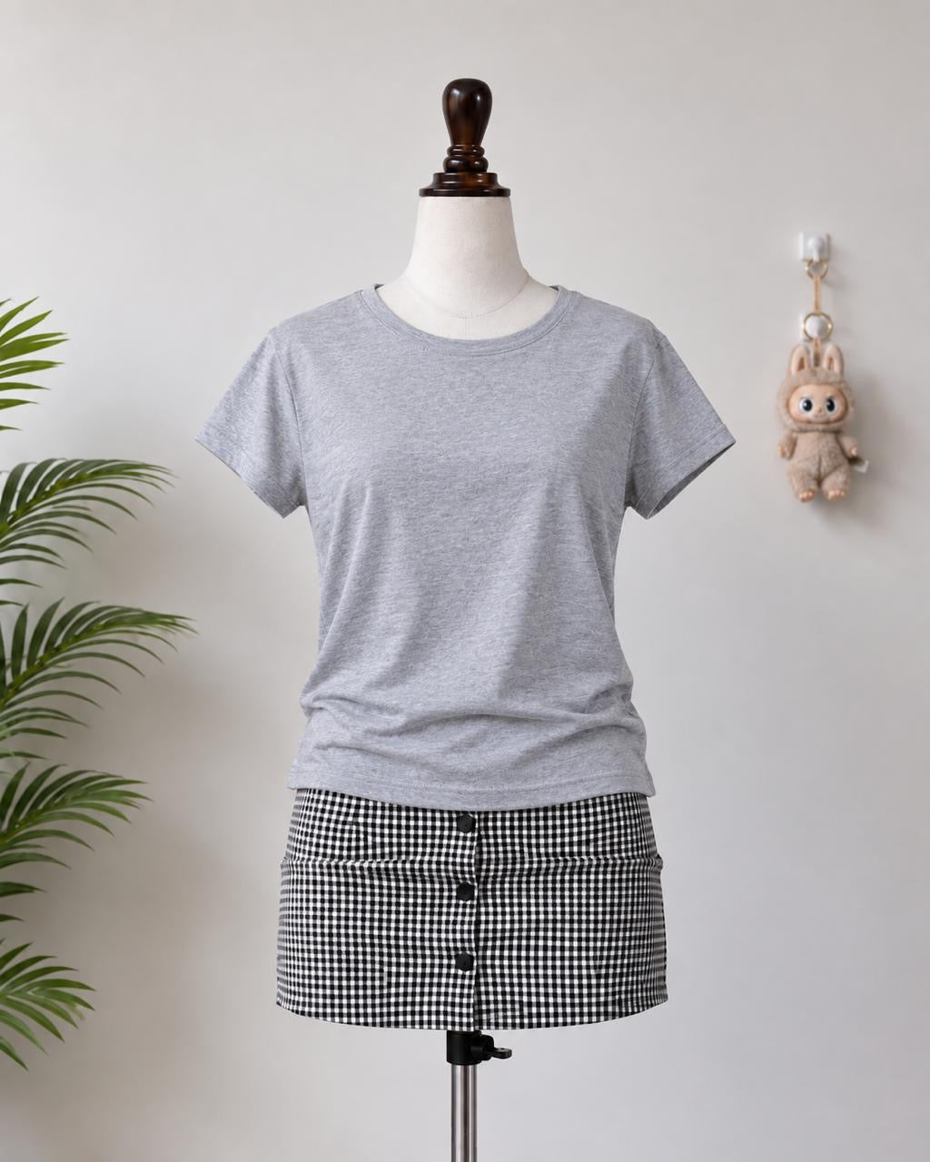 Grey short sleeve top