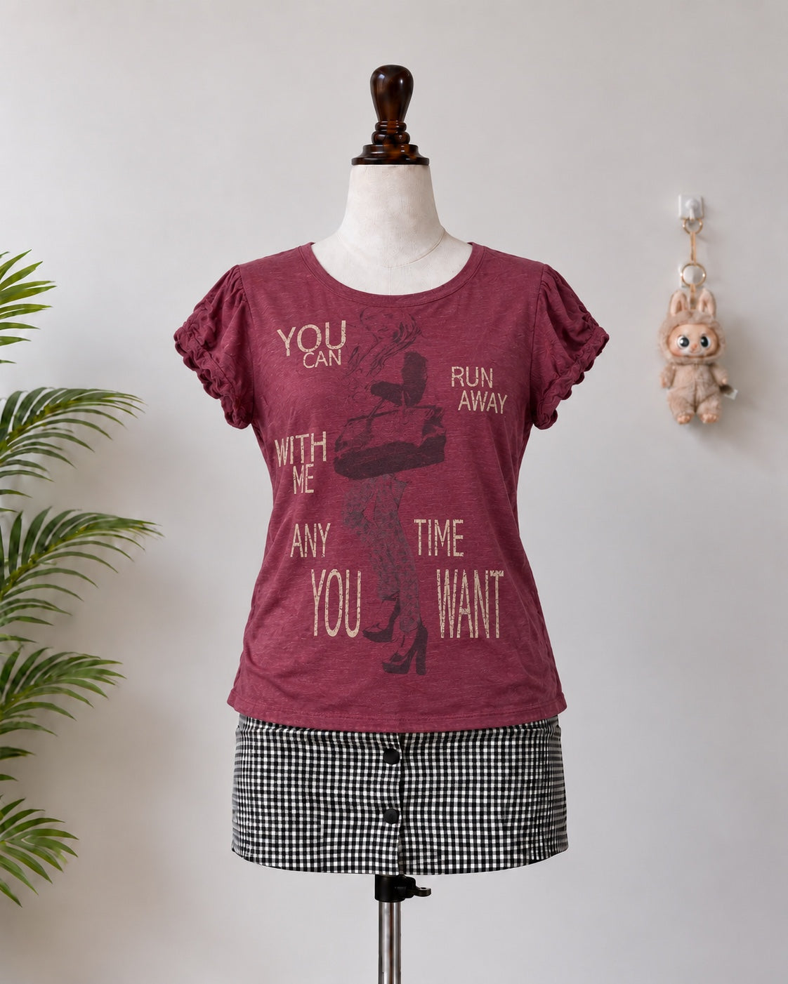 Burgundy Graphic Ruched Sleeve T-Shirt