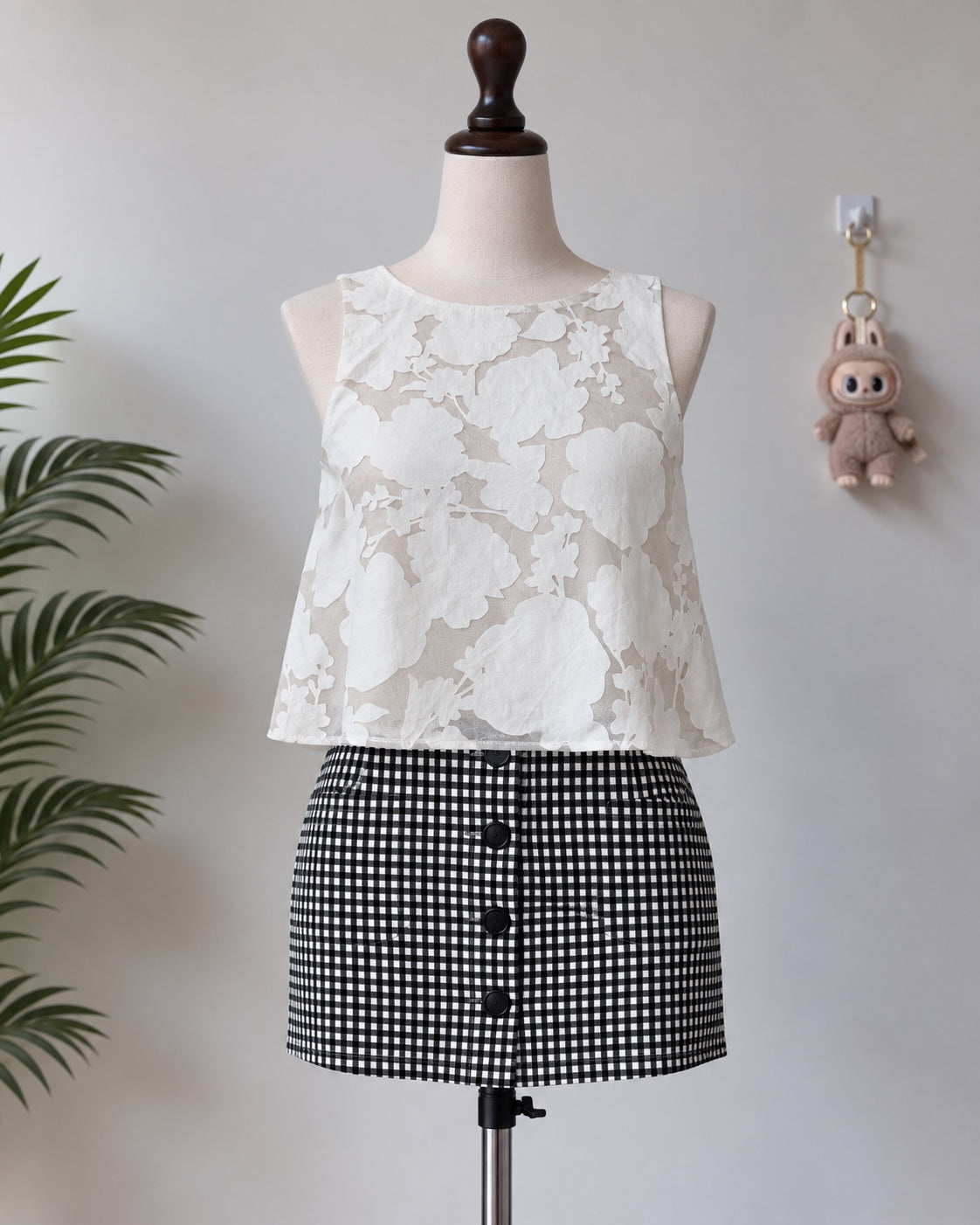 White Floral Crop Top
