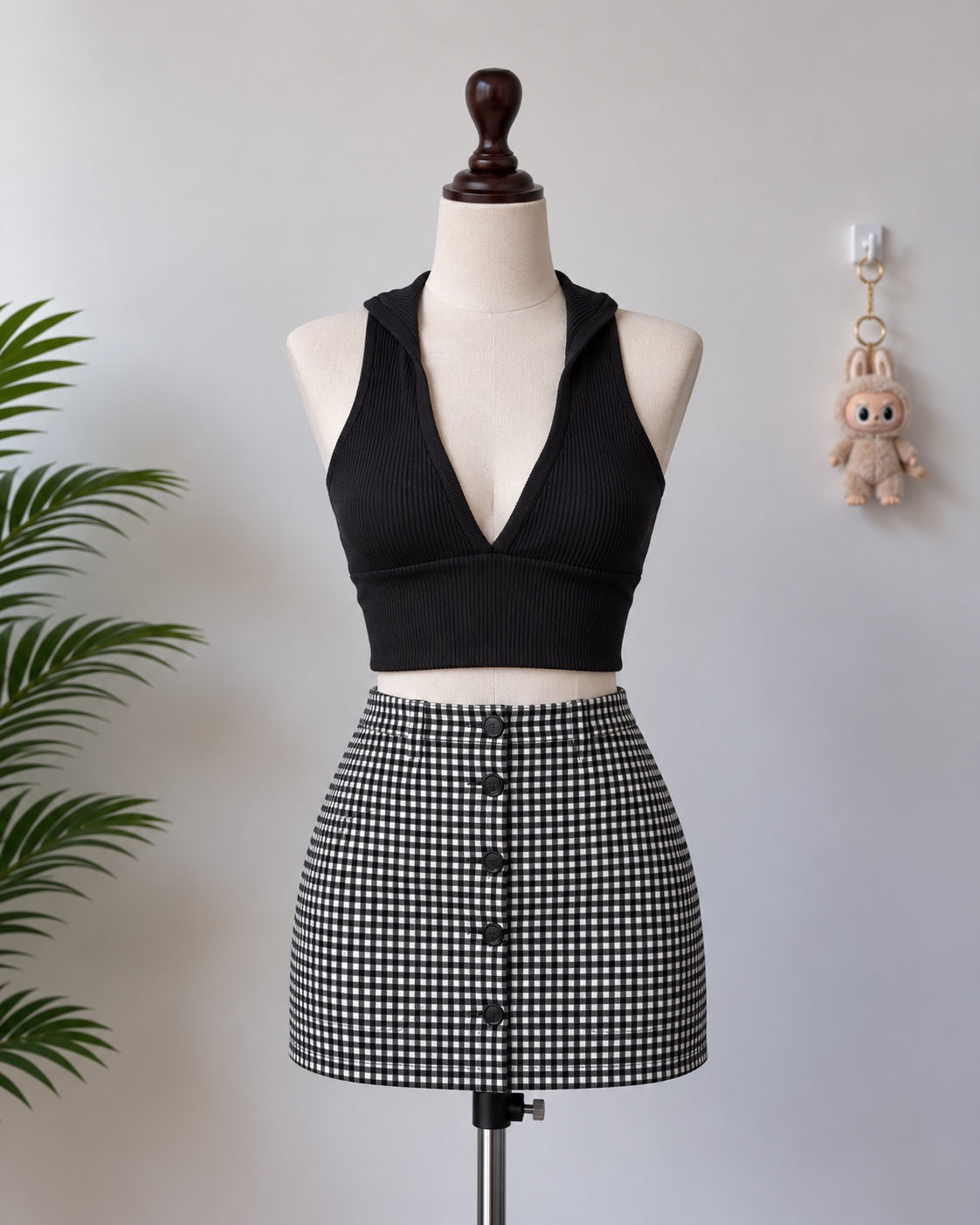 Black V-Neck Crop Top