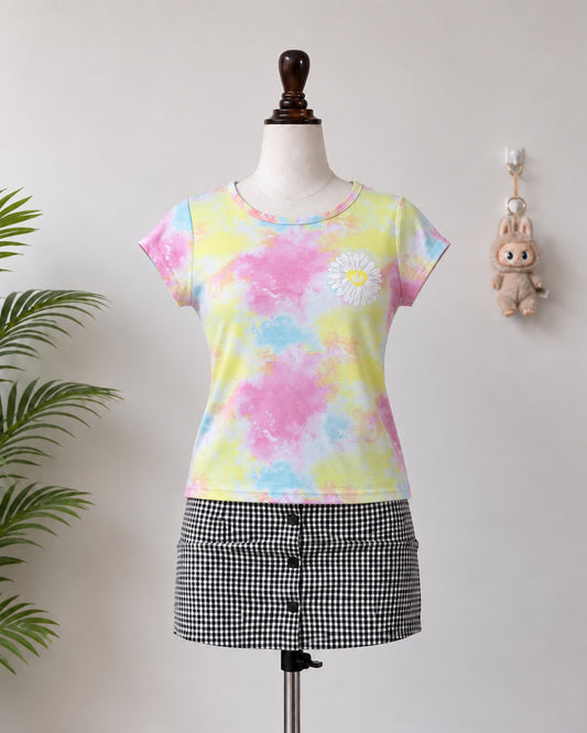 Pastel tie dye daisy short sleeve top
