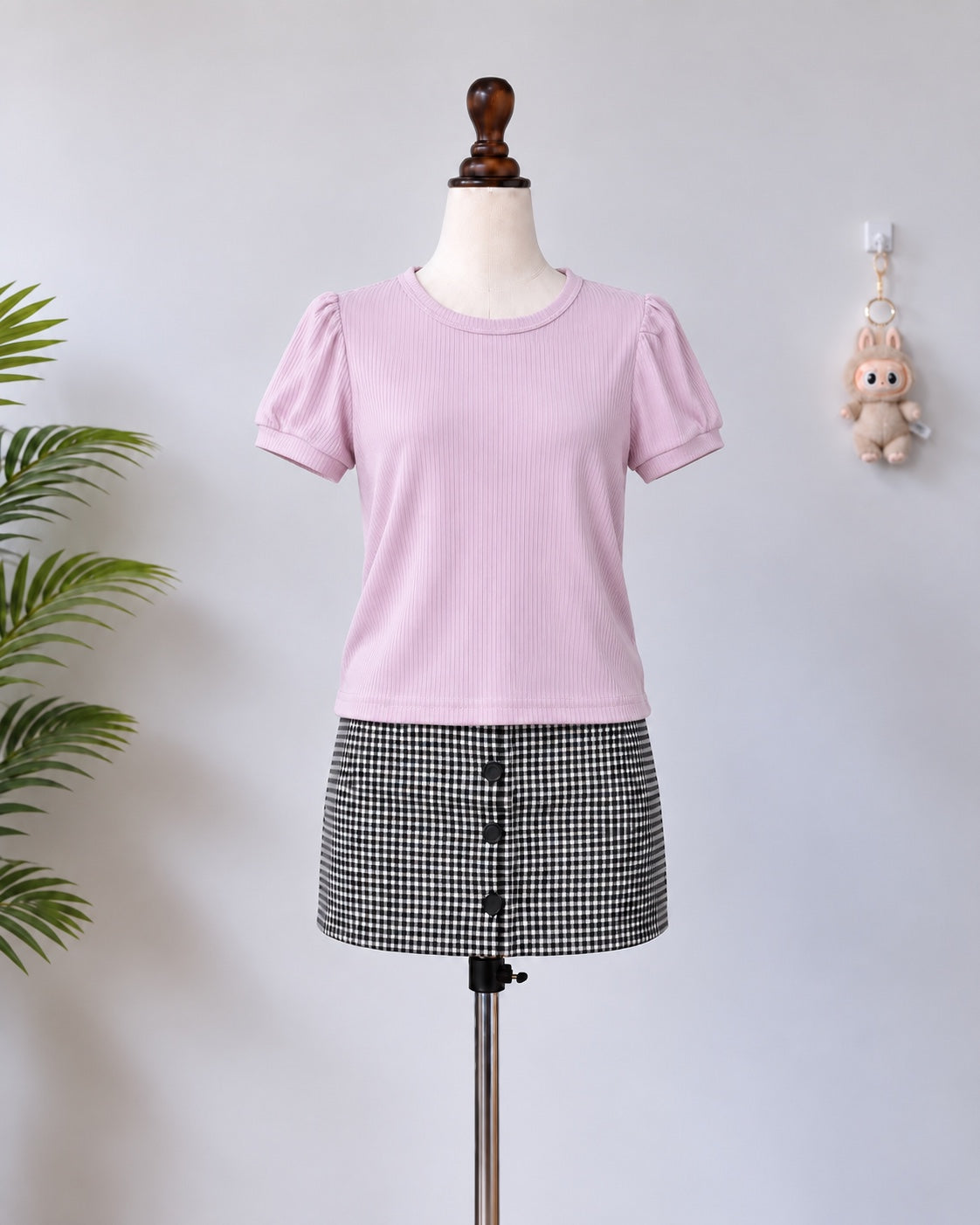 Light pink puff sleeve ribbed top